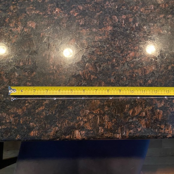 Silver choker necklace with glass beads - Picture 8 of 9